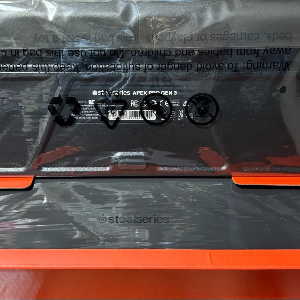 SteelSeries - Apex Pro Gen 3 Full Size Wired Mechanical OmniPoint Keyboard